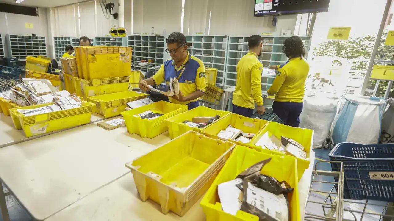 AliExpress e Correios firmam acordo para acelerar entregas no Brasil