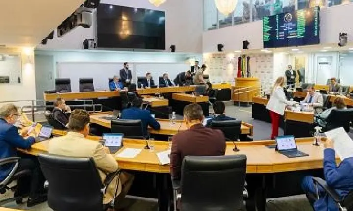 ALPB aprova projetos sobre segurança infantil, saúde e empreendedorismo na terceira idade