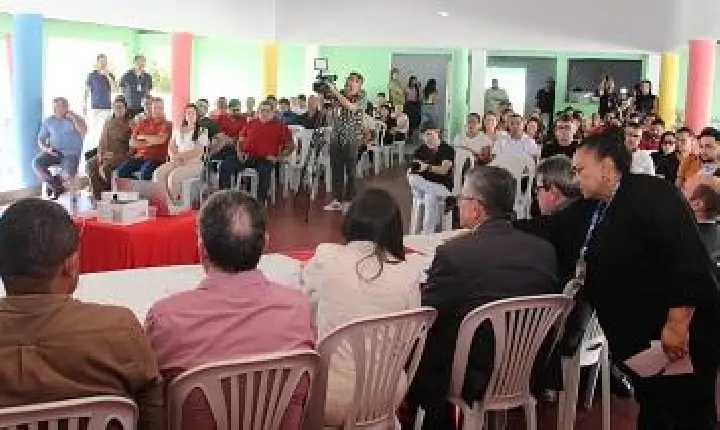 ALPB discute implantação de polo têxtil no Cariri durante audiência pública no Congo