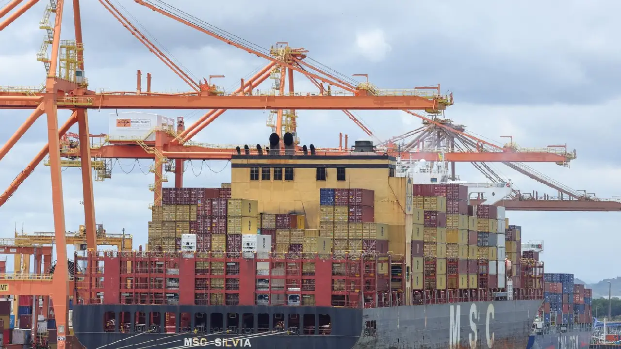 Balança comercial de julho tem superávit de US$ 7 bilhões
