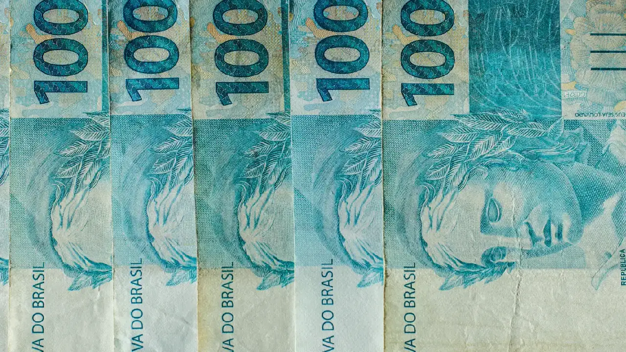Caixa paga Bolsa Família de julho a beneficiários com NIS de final 4