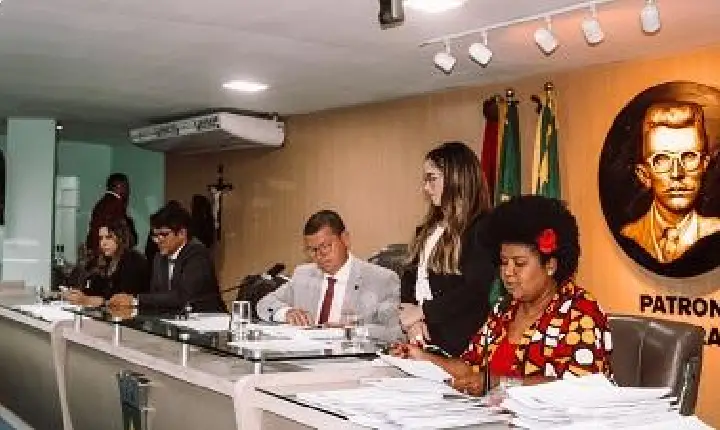 Câmara aprova mais de 100 projetos e vereadores destacam obras em Campina Grande