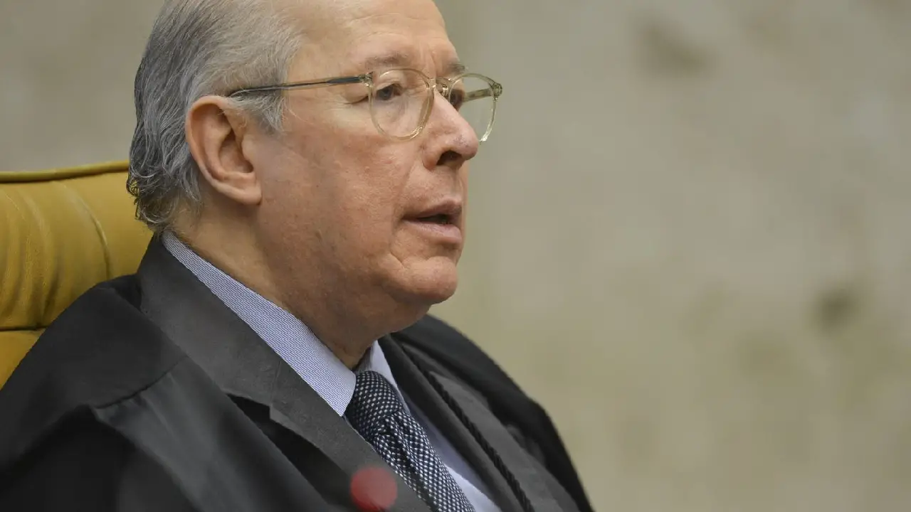 Celso de Mello diz que Senado cometeu grave equívoco institucional