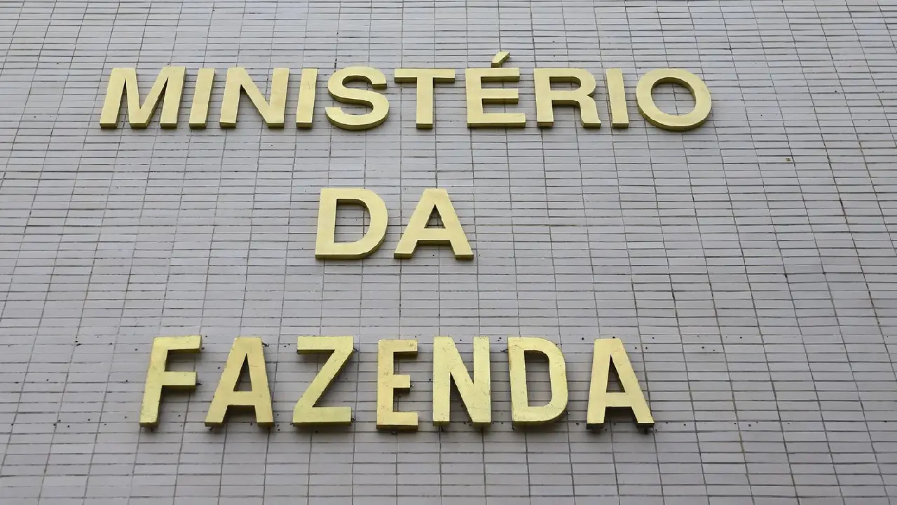 CMN adia bloqueio ambiental no crédito rural para 2027