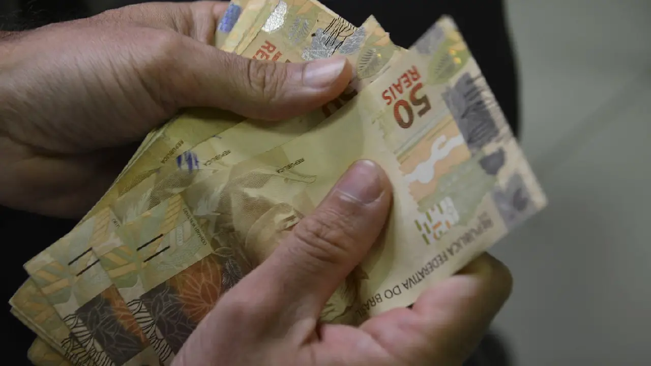 CMN regulamenta Fies Empreendedor e Desenrola Adimplentes