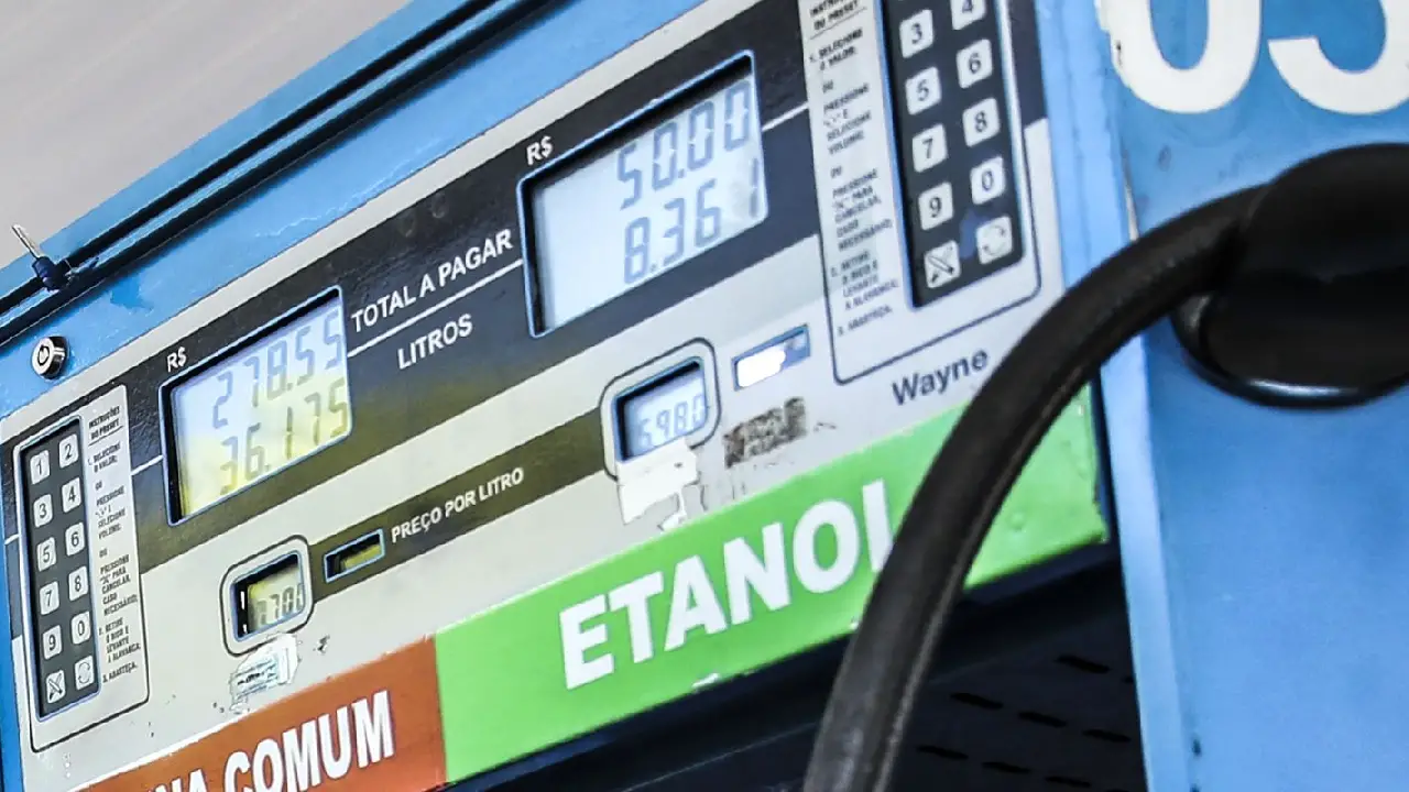 Conselho eleva de 30% para 32% teor de etanol na gasolina por 180 dias