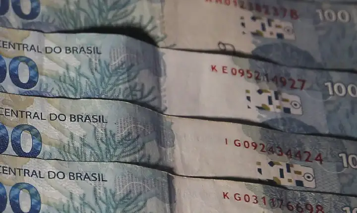 Contas públicas têm déficit de R$ 10 bilhões em agosto