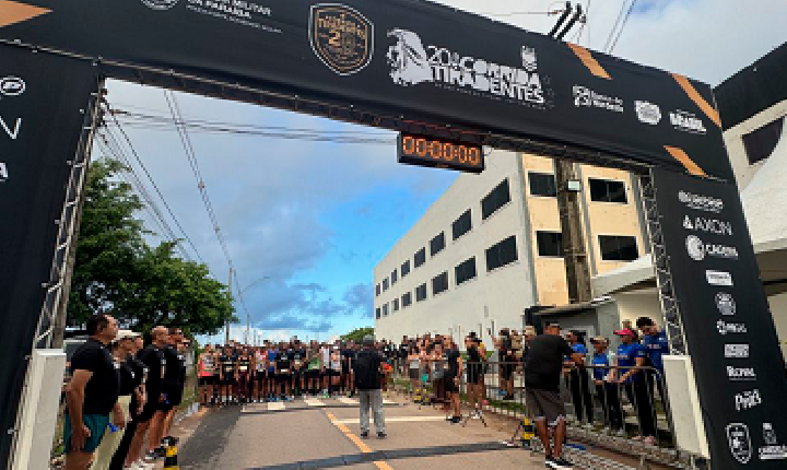Corrida Tiradentes leva mais de mil corredores às ruas de Cabedelo