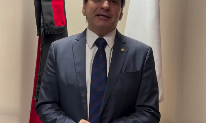 Deputado federal Murilo Galdino (Republicanos) anunciou que irá se licenciar da Câmara dos Deputados e Raniery Paulino deve assumir vaga.