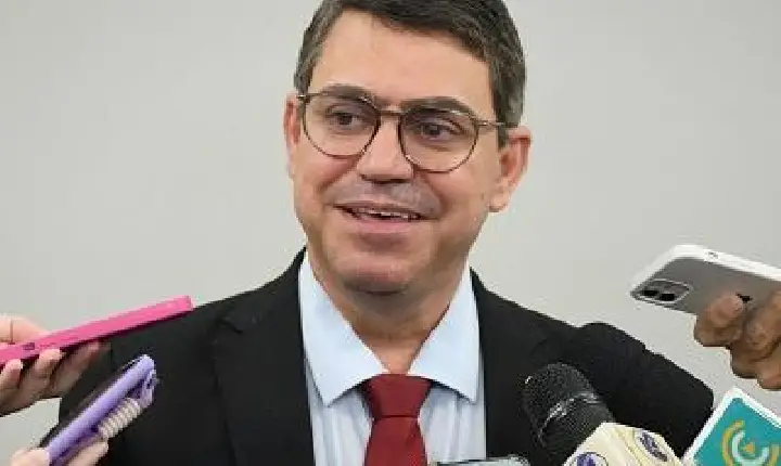 Dinho Dowsley confirma conversas com Hugo Motta e Nabor e admite possibilidade de apoiar pré-candidato do Republicanos ao Senado
