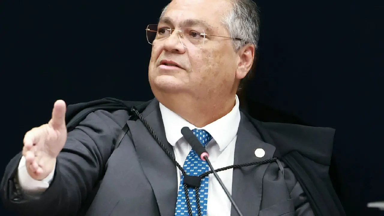 Dino anula emendas indicadas por dirigentes partidários sem mandato