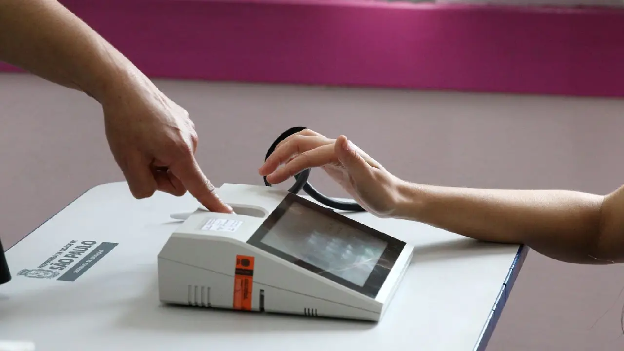 Eleitor sem biometria pode votar no segundo turno das eleições