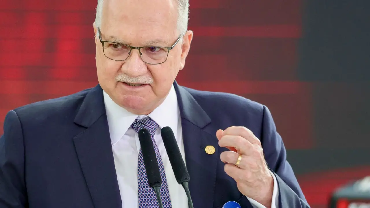 “Estamos imersos em uma crise”, admite presidente do Supremo