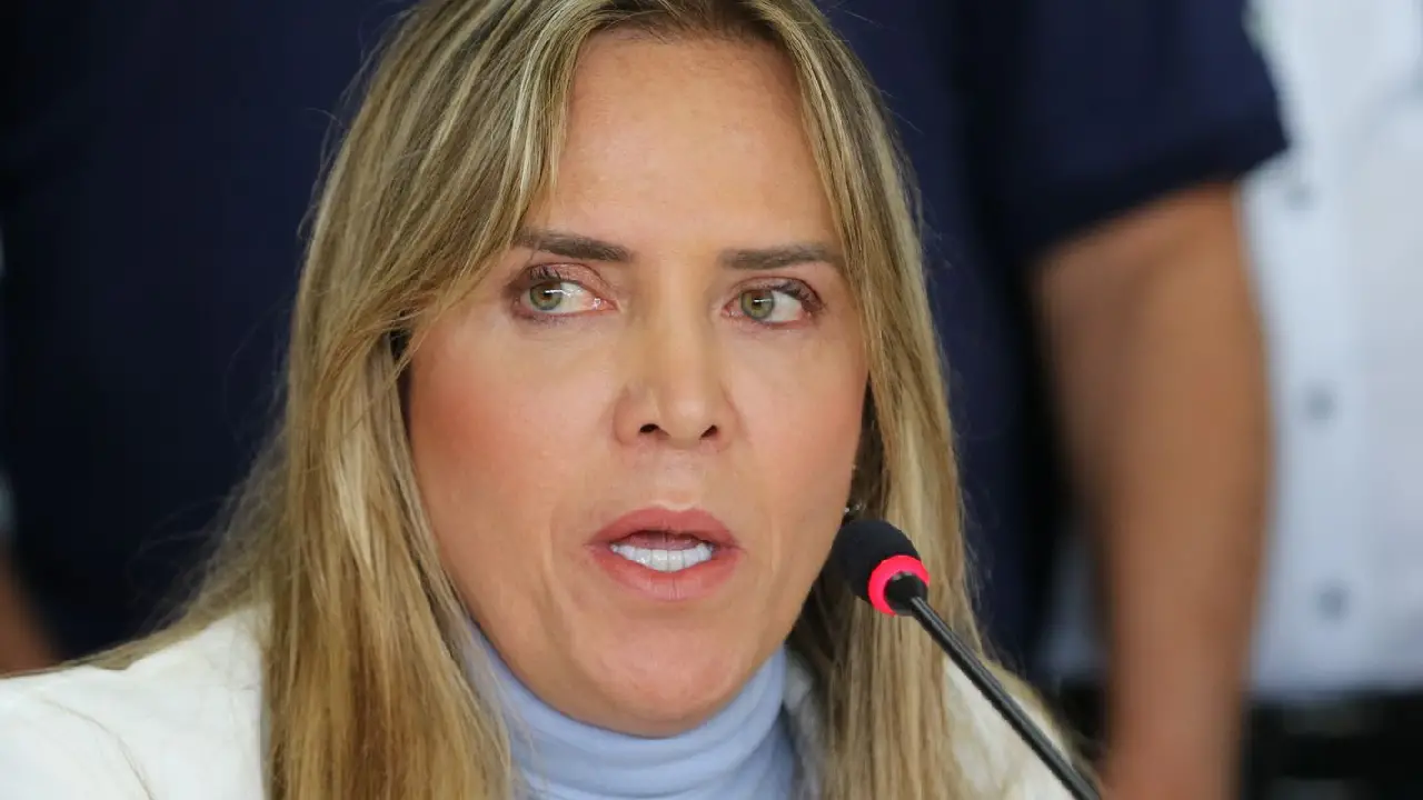 Governadora do DF recebe alta após apresentar quadro de pneumotórax