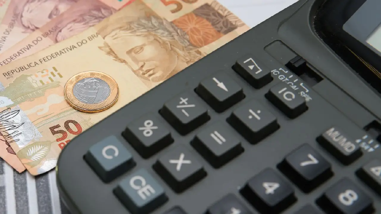 Governo prevê arrecadar R$ 636 bilhões com nova CBS em 2027