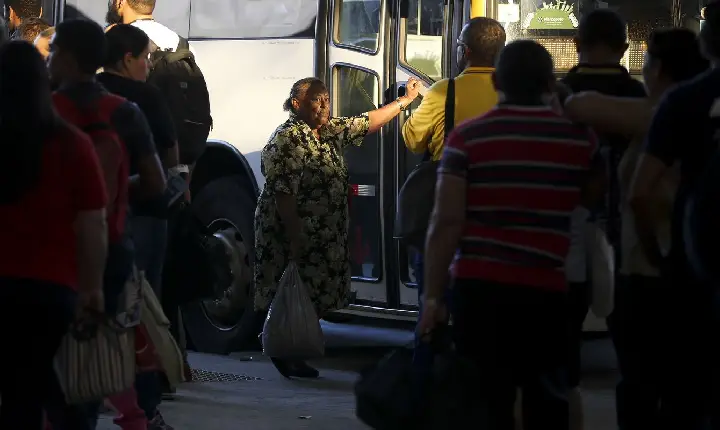 Justiça preserva direito de idosos a passagens interestaduais 
