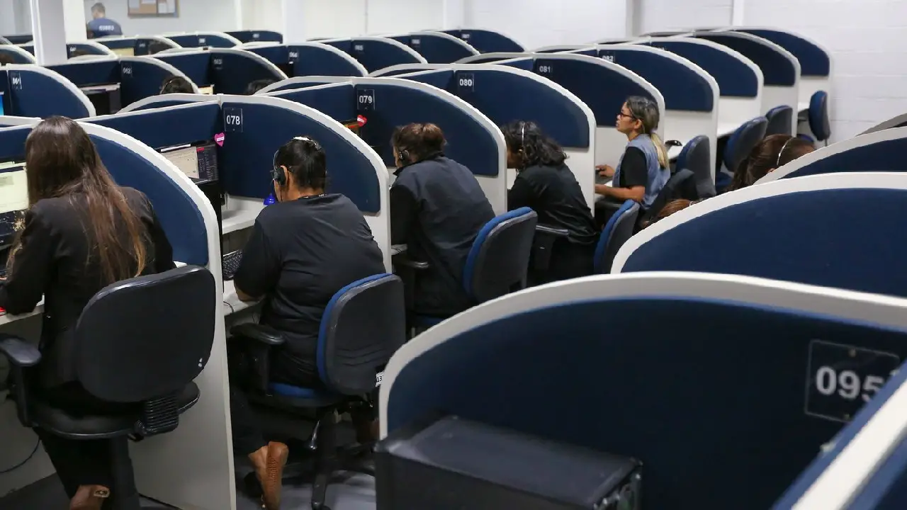 Ligue 180 tem 1,5 mil denúncias de violência política contra mulher