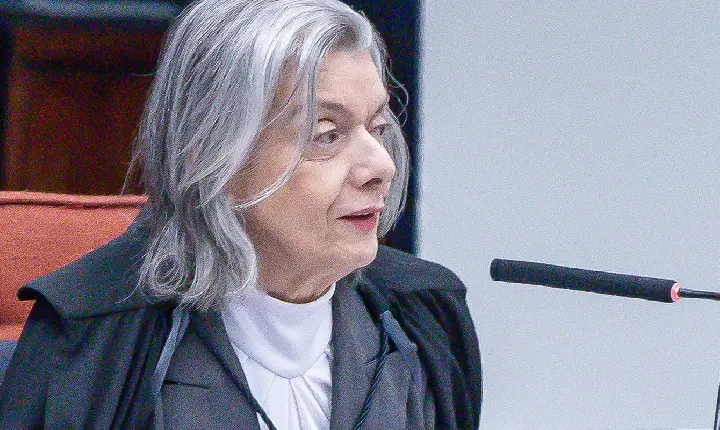 Ministra rejeita ação que pedia transporte interestadual na eleição