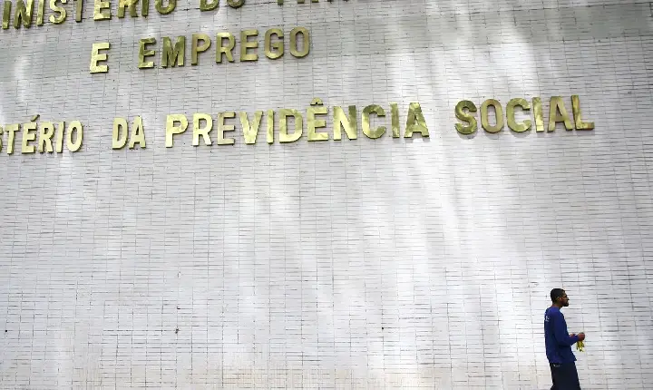MTE recebe 4,3 mil denúncias de assédio eleitoral em três dias