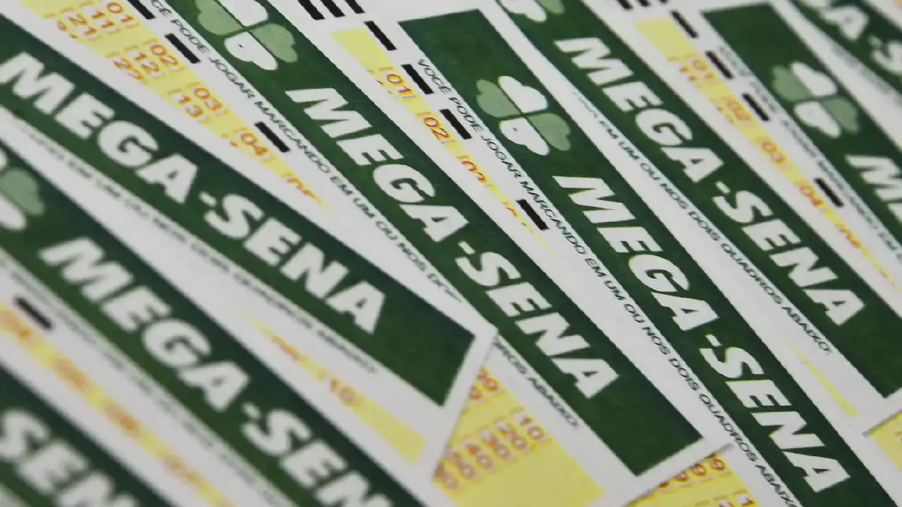 Ninguém acerta Mega-Sena; prêmio acumula para R$ 165 milhões