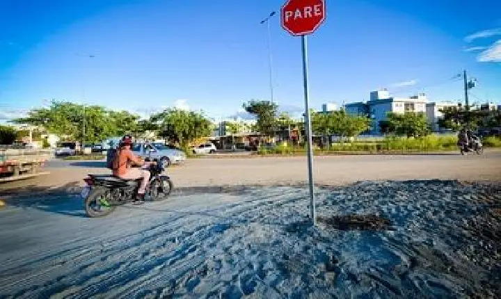 Obras do VLT: passagem de nível do Dinamérica é liberada e ligação temporária entre Bodocongó e Pedregal está em funcionamento