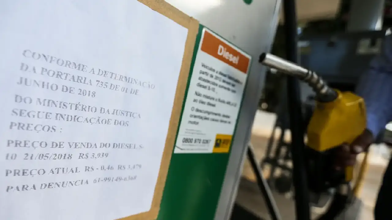 Óleo diesel cai pela 4ª vez em cinco semanas e acumula recuo de 4,5%
