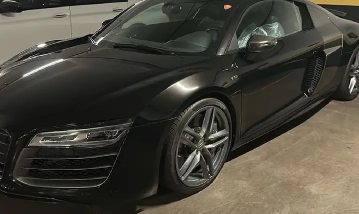 PF apreende carros de luxo em operação contra Careca do INSS 