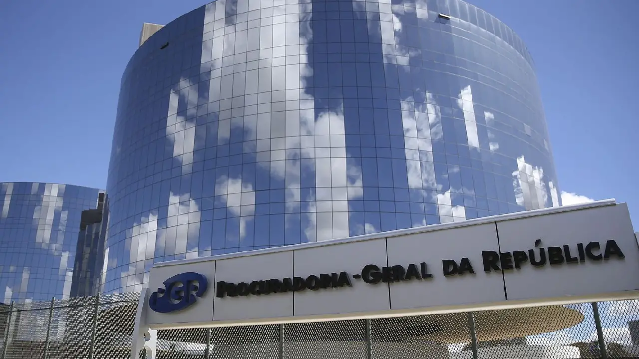 PGR defende quebra de sigilo de processo sobre pagamentos de Vorcaro