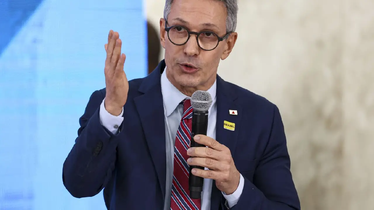 PGR denuncia Zema por calúnia contra Gilmar Mendes