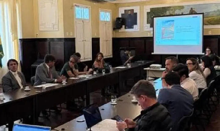 Prefeitura de Campina Grande realiza primeira reunião da comissão de acompanhamento da implantação do VLT, com diálogo e participação popular