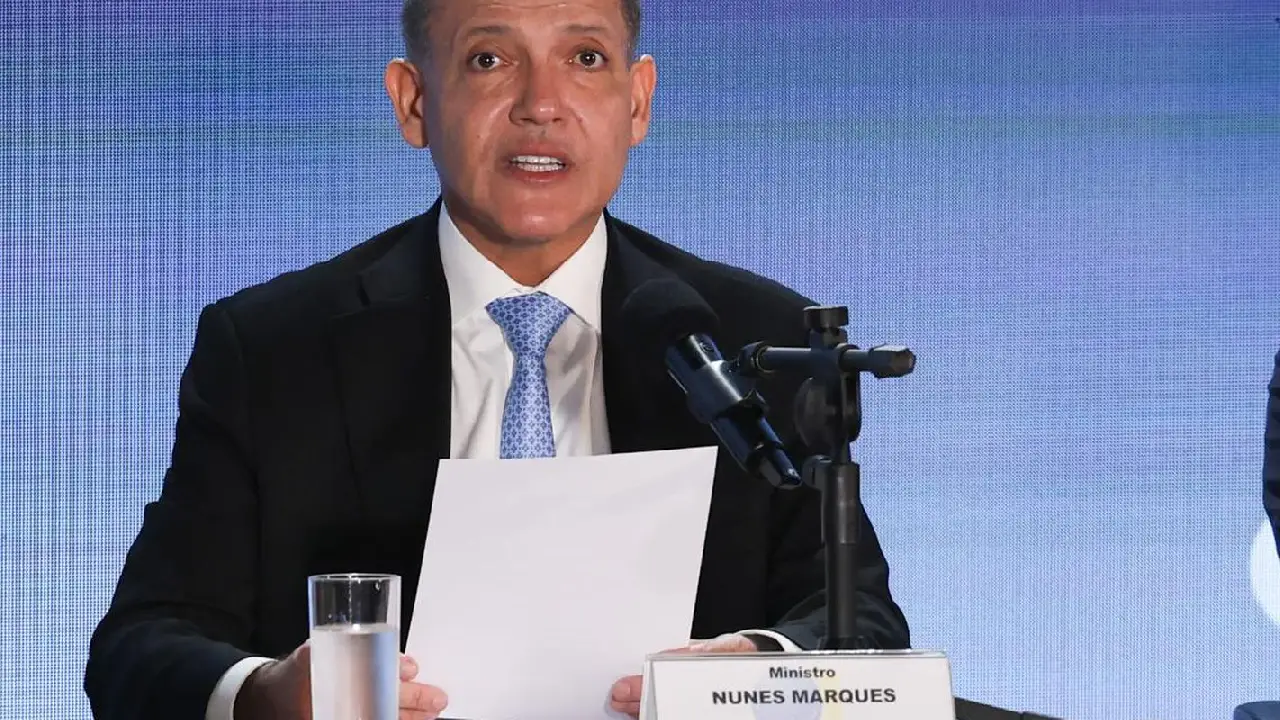 Presidente do TSE diz que eleições ocorreram dentro da normalidade