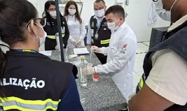 Procon-CG capacita fiscais para identificar metanol em cachaças durante O Maior São João do Mundo