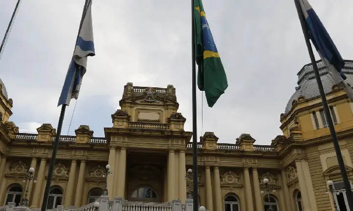 Rio de Janeiro funde secretarias de Agricultura e de Pesca 