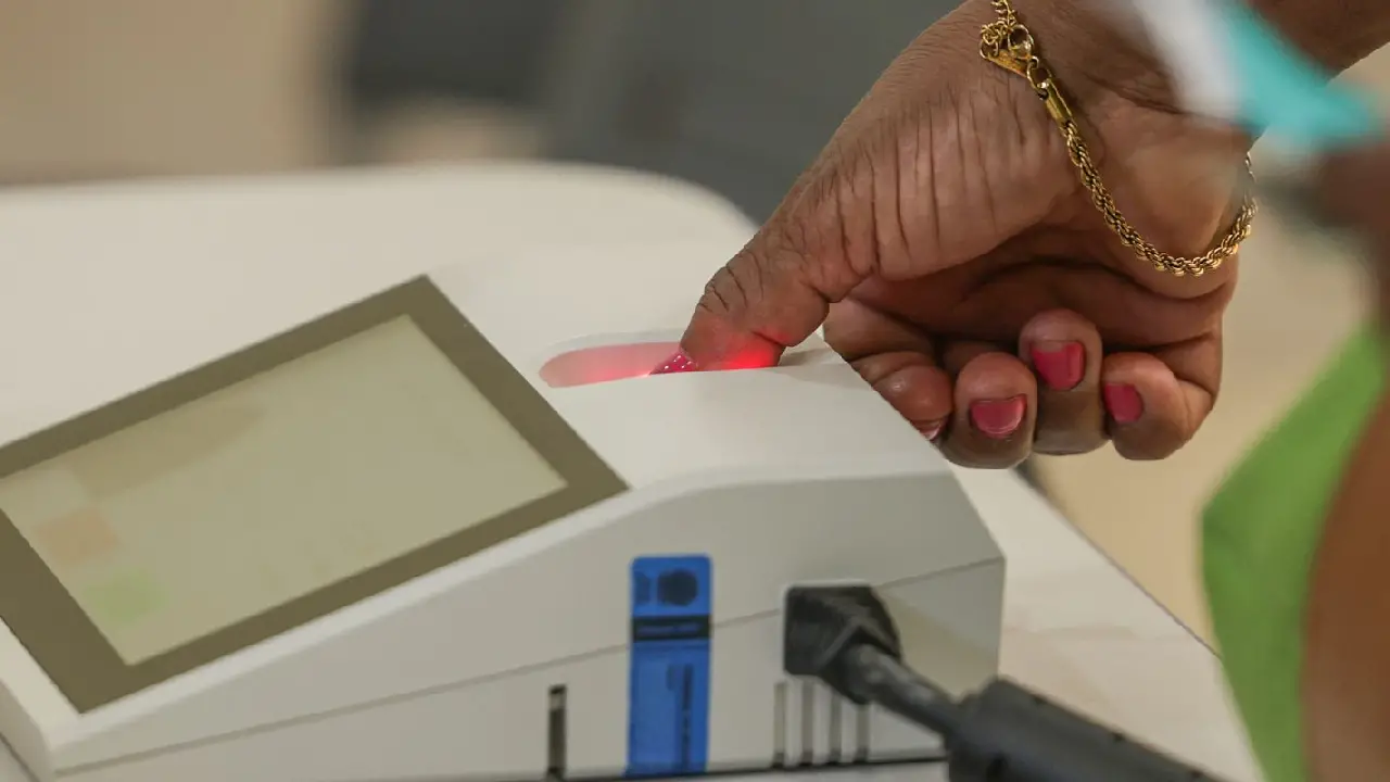 Sobe para 1.544 número de urnas substituídas no primeiro turno 