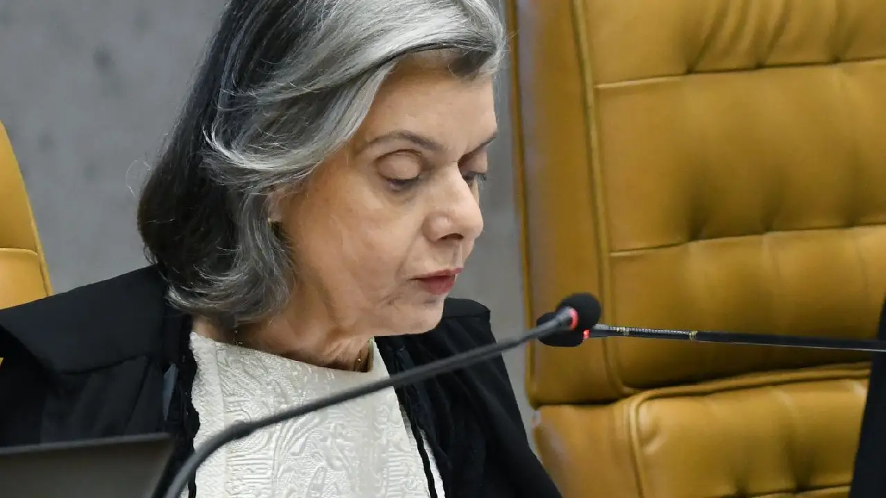 STF provocou mal-estar cívico na população, diz Cármen Lúcia