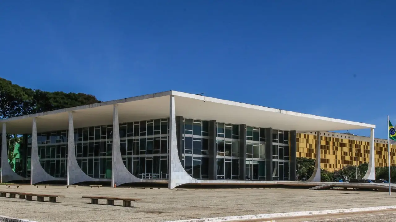 STF valida proibição de devedor contumaz pedir recuperação judicial