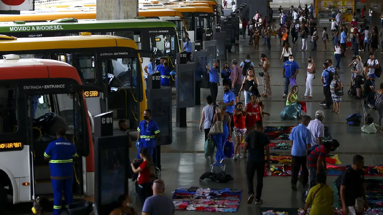 Tarifa zero no transporte poderia ser novo Bolsa Família, diz estudo