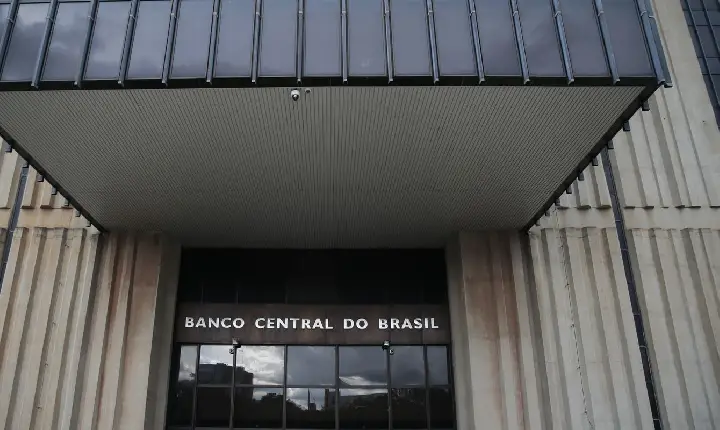 TCU aprova contas do BC de 2025 após desvincular processo do Master
