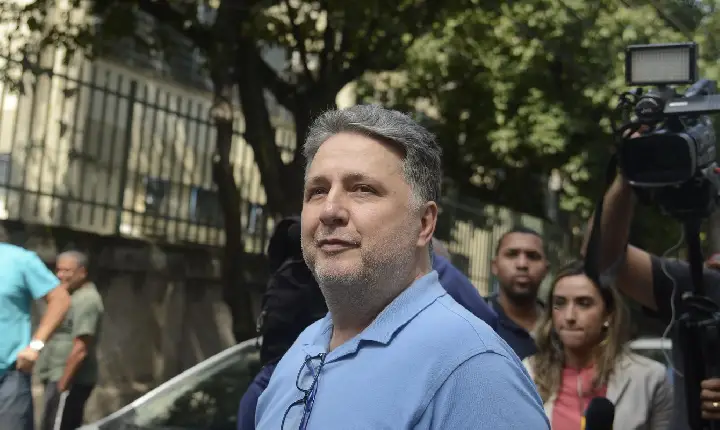 TRE-RJ proíbe Garotinho de ir a debate e ter propaganda eleitoral