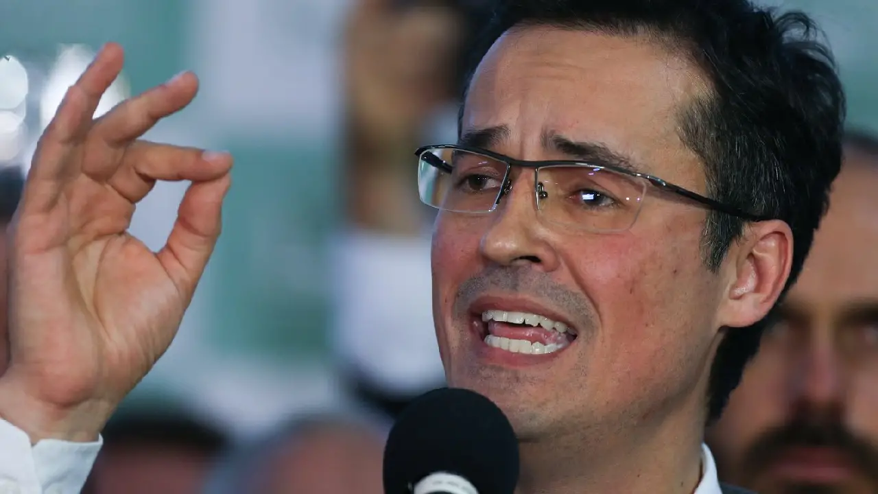 TSE suspende campanha de Deltan ao Senado pelo Paraná 