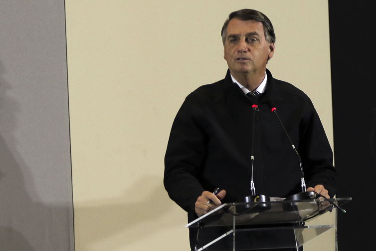 Bolsonaro promete recriar Ministério da Indústria  se for reeleito