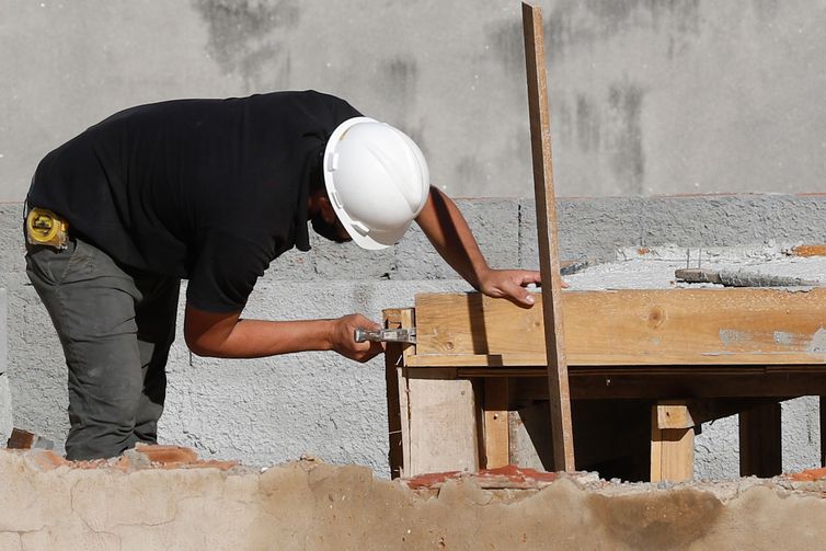 Índice da Confiança da Construção cresce 3,5 pontos em setembro