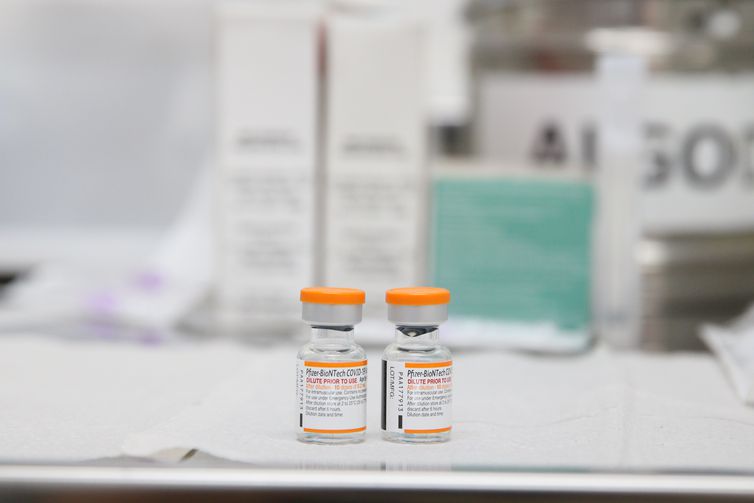  Vacina da Pfizer para crianças será liberada após aval de ministério