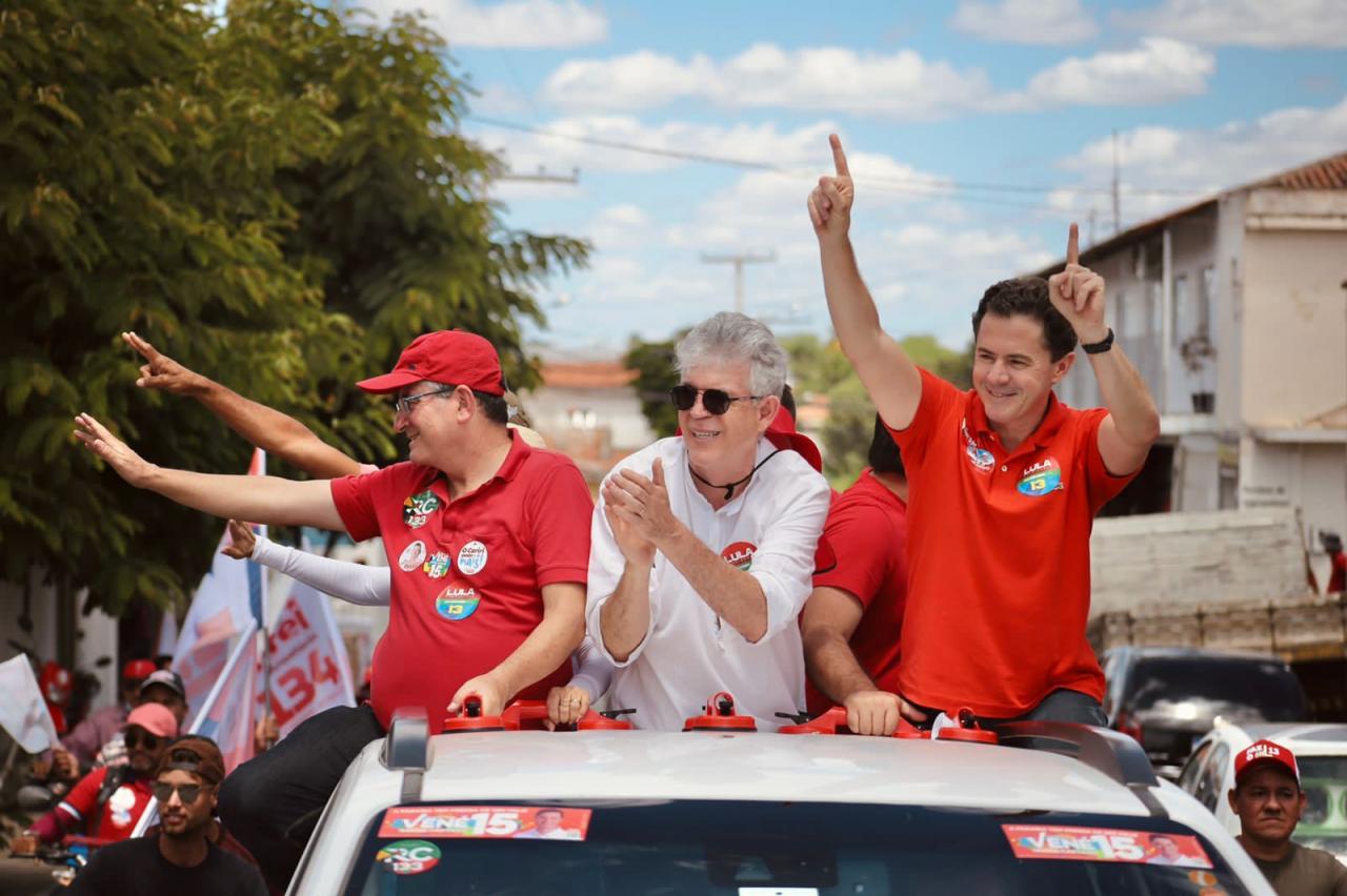 Veneziano e Ricardo fazem Caravana pelo Cariri destacando pedido de Lula: “Conversar com a população e trabalhar juntos pela Paraíba”