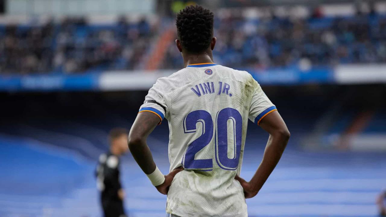 Vinicius Junior é chamado de macaco em programa de TV na Espanha