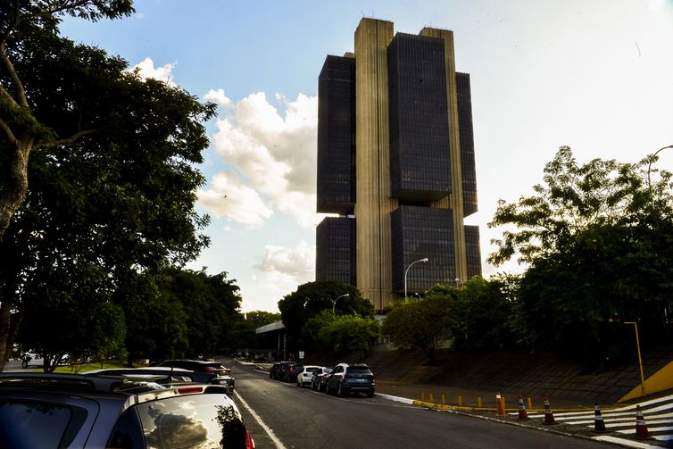 Copom define hoje a taxa básica de juros da economia, a Selic