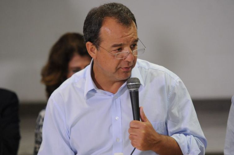 Justiça do Rio revoga dois mandados de prisão contra Sérgio Cabral