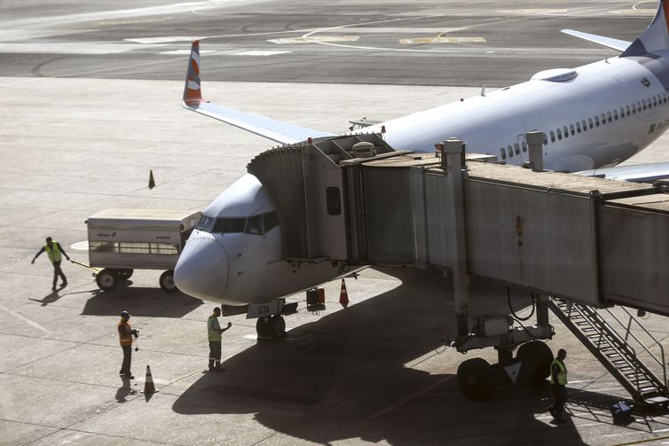 Petrobras eleva preço de querosene de aviação em 7,3%