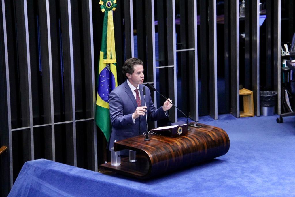 Relatório de Veneziano que regulamenta a Telessaúde é aprovado no Plenário do Senado