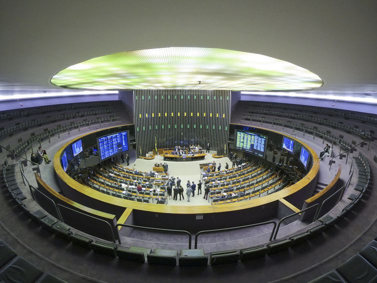 Câmara prorroga prazo de prestação de contas de repasses da cultura